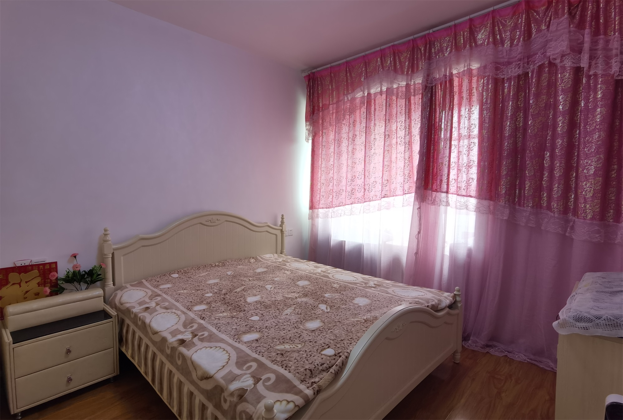 公园道一号(兆富佳园) 3室2厅1卫 95.0万 公园道一号(兆富佳园) 3室2厅1卫 95.0万客厅