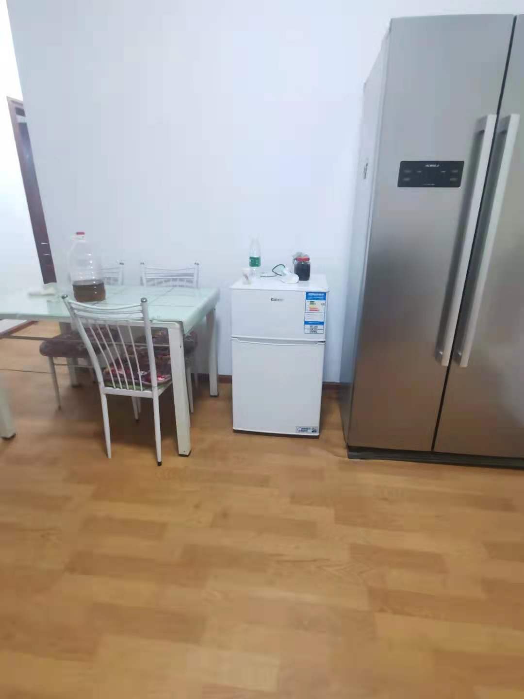 御景东方  3室2厅1卫   2000.00元/月室内图