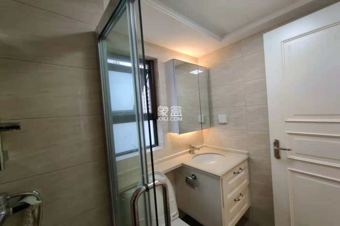 中海锦江城云熙一期  3室2厅2卫    2900.0元/月 中海锦江城云熙一期  3室2厅2卫    2900.0元/月室内图