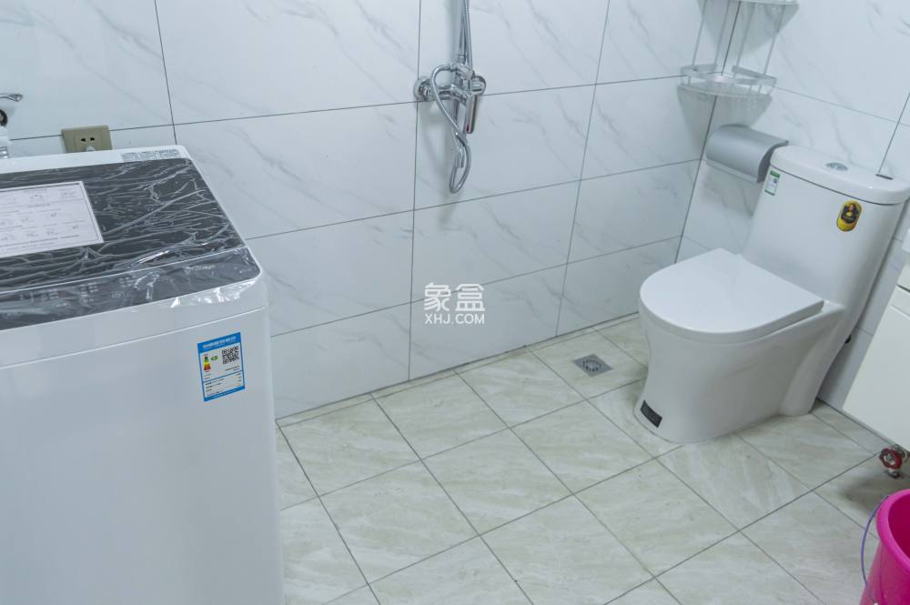 时代华府  1室1厅1卫   32.00万