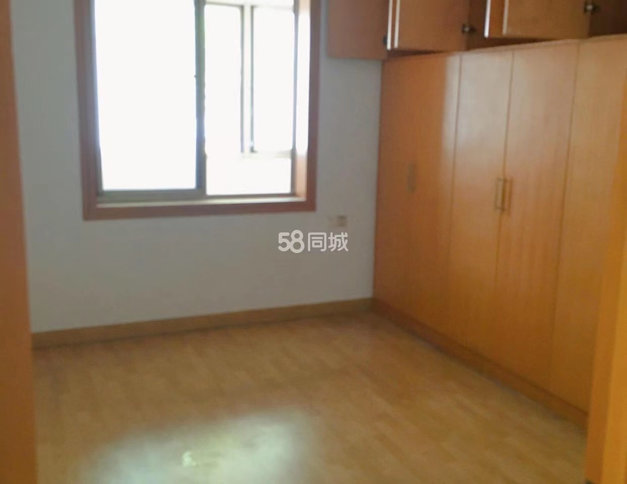 菊苑东区 4室2厅2卫 1450.0元/月 菊苑东区 4室2厅2卫 1450.0元/月室内图