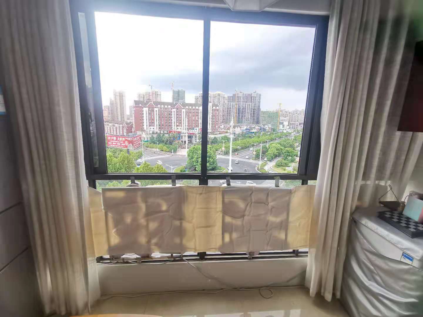 明兴翰苑一期  1室1厅1卫   1600.00元/月室内图
