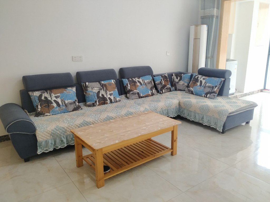 鑫天格林香山 3室2厅1卫 1250.0元/月 鑫天格林香山 3室2厅1卫 1250.0元/月室内图