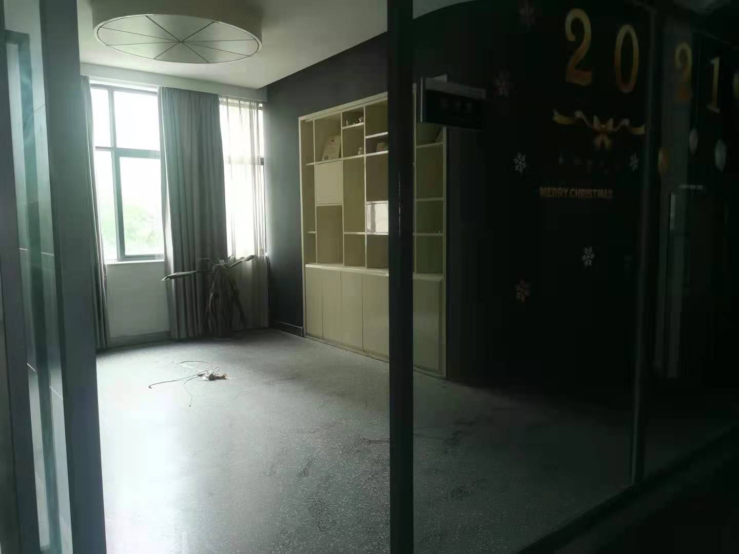 国际企业中心 1室1厅1卫 18000.0元/月 国际企业中心 1室1厅1卫 18000.0元/月室内图