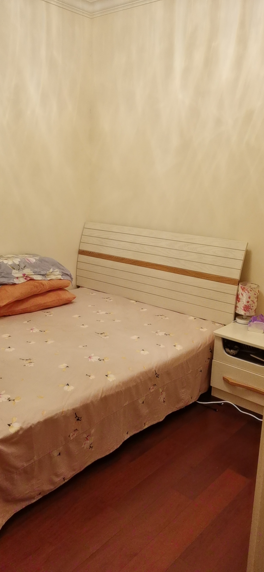 恒大绿洲 2室2厅1卫 68.0万 恒大绿洲 2室2厅1卫 68.0万客厅