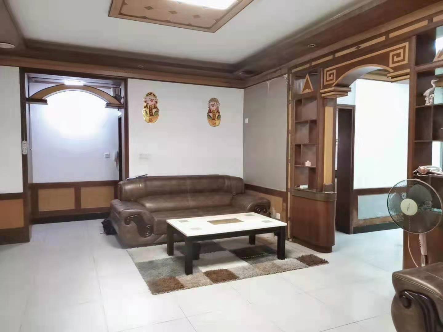 红旗小区  2室2厅1卫    1200.0元/月 红旗小区  2室2厅1卫    1200.0元/月室内图