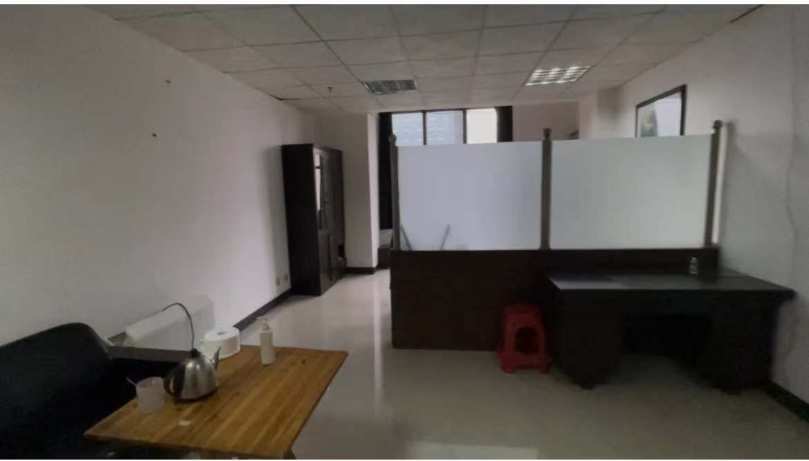 娄星区散盘 1室1厅1卫 35.8万 娄星区散盘 1室1厅1卫 35.8万卧室