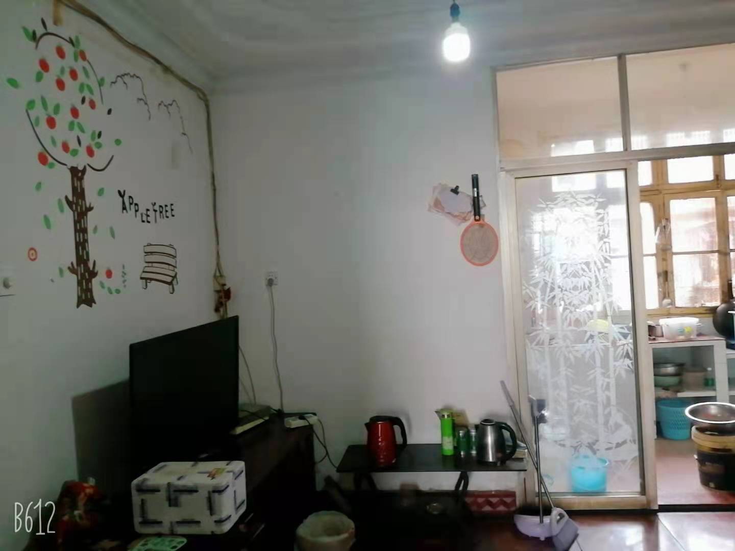 华达机械厂  3室1厅1卫    35.8万 华达机械厂  3室1厅1卫    35.8万客厅