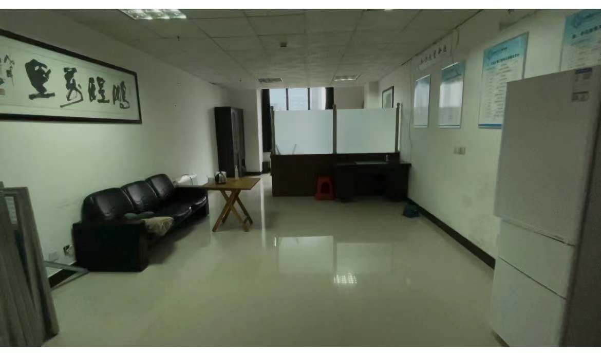 娄星区散盘 1室1厅1卫 35.8万 娄星区散盘 1室1厅1卫 35.8万卧室