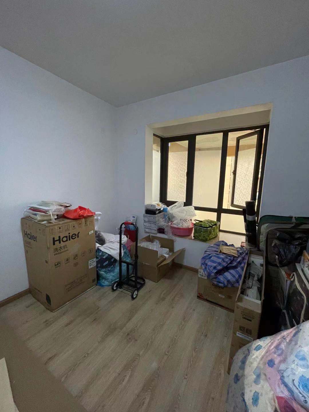 南湖国际3期 3室1厅1卫 2700.0元/月 南湖国际3期 3室1厅1卫 2700.0元/月室内图