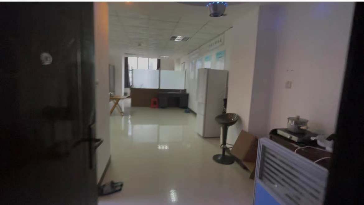 娄星区散盘 1室1厅1卫 35.8万 娄星区散盘 1室1厅1卫 35.8万卧室