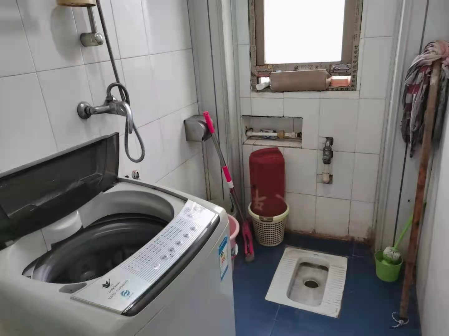 红旗小区  2室2厅1卫    1200.0元/月 红旗小区  2室2厅1卫    1200.0元/月室内图