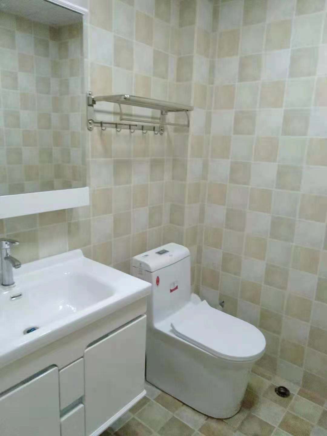 益阳市龙岭工业园(凤山路) 3室2厅1卫 1300.0元/月 益阳市龙岭工业园(凤山路) 3室2厅1卫 1300.0元/月室内图