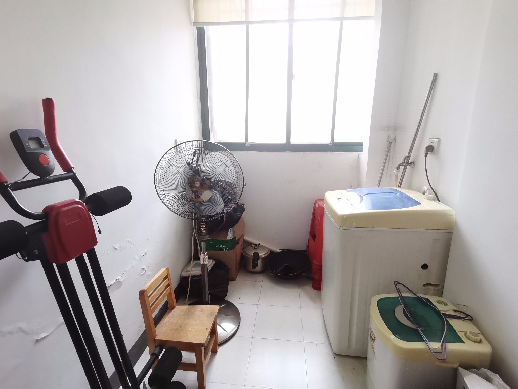 佳信小区 2室2厅1卫 1300.00元/月 佳信小区 2室2厅1卫 1300.00元/月室内图