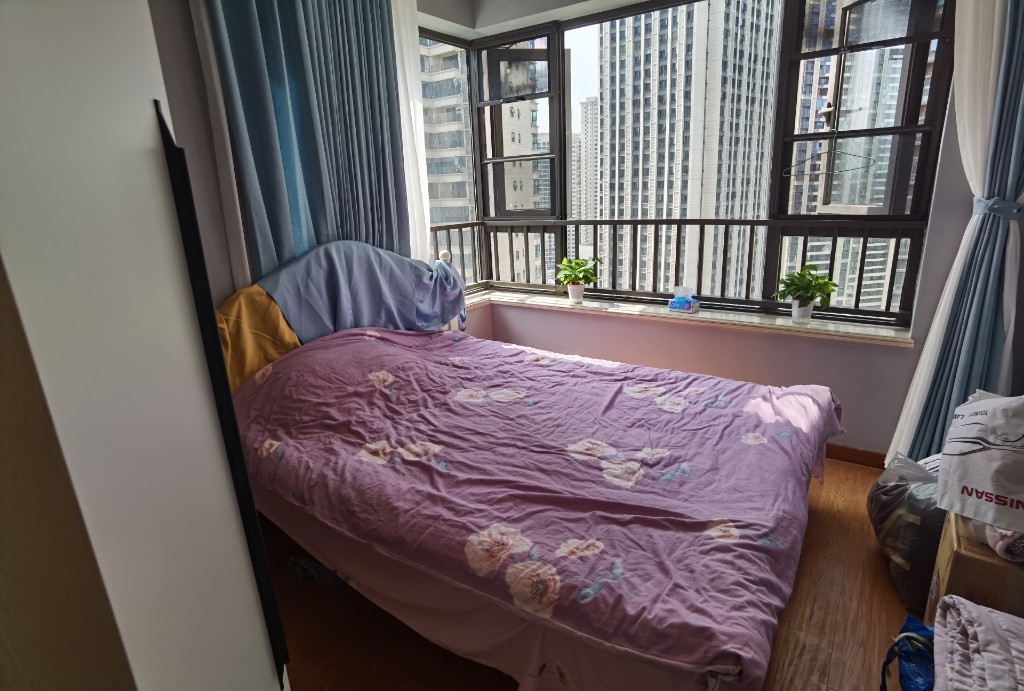 中海锦江城云熙一期  3室2厅2卫    3200.0元/月 中海锦江城云熙一期  3室2厅2卫    3200.0元/月室内图