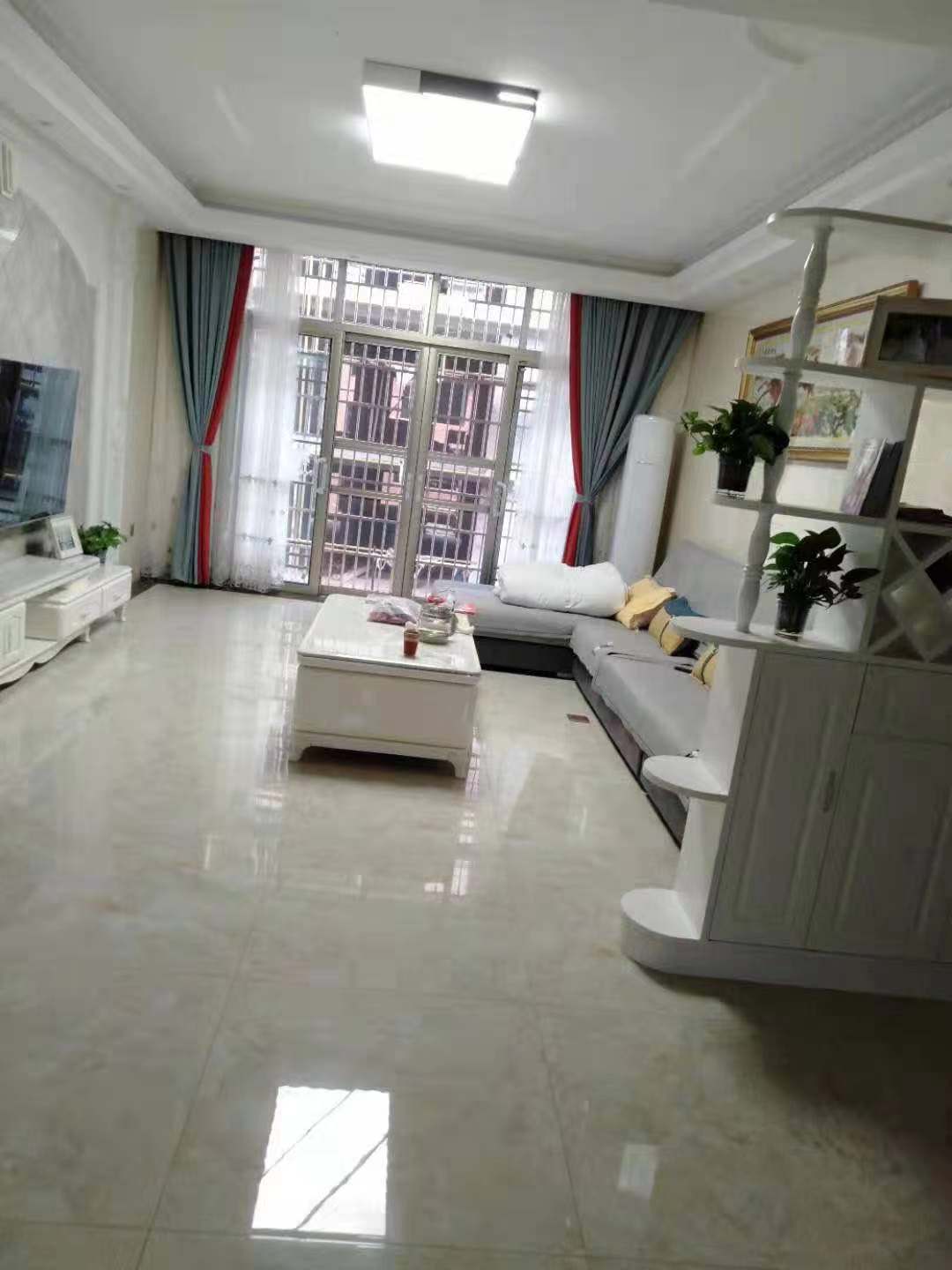 益阳市龙岭工业园(凤山路) 3室2厅1卫 1300.0元/月 益阳市龙岭工业园(凤山路) 3室2厅1卫 1300.0元/月室内图