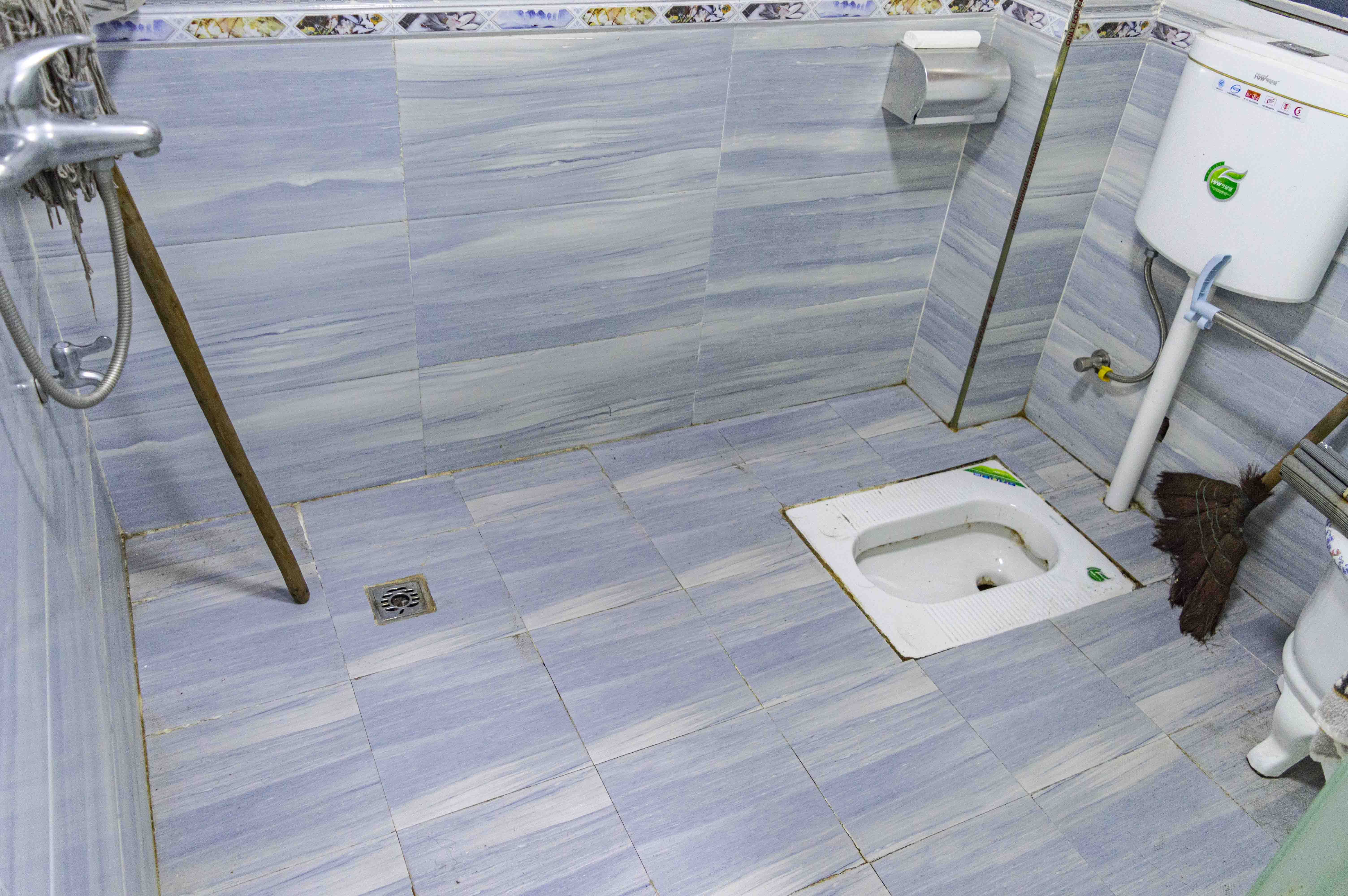 银海御苑  2室2厅1卫   60.00万客厅