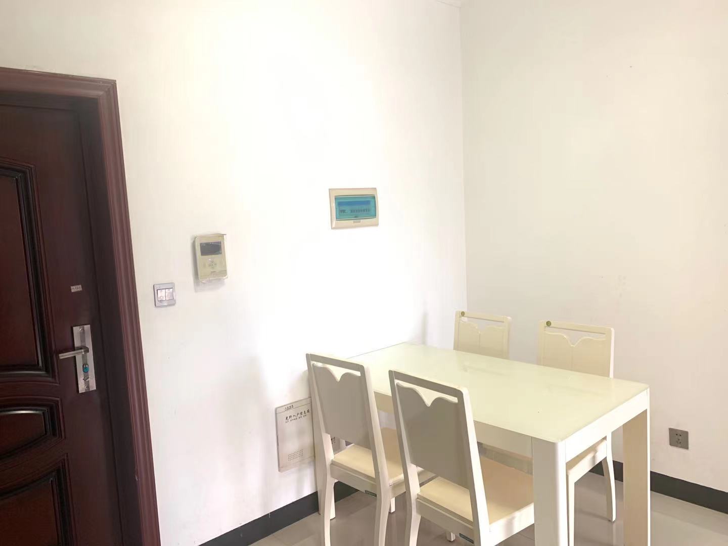 明兴翰苑一期  2室2厅1卫    1600.0元/月 明兴翰苑一期  2室2厅1卫    1600.0元/月室内图