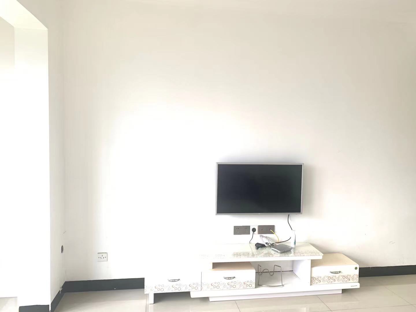 明兴翰苑一期  2室2厅1卫    1600.0元/月 明兴翰苑一期  2室2厅1卫    1600.0元/月室内图