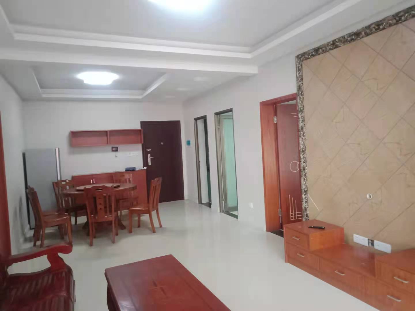 明兴花苑 2室2厅1卫 1600.0元/月 明兴花苑 2室2厅1卫 1600.0元/月室内图