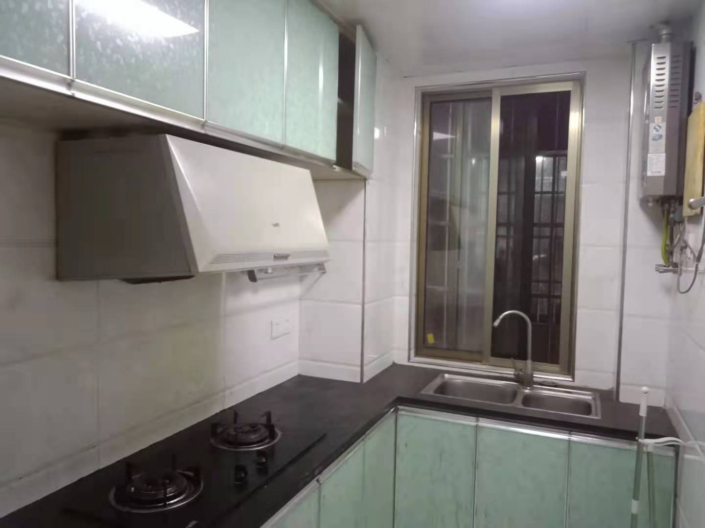 明兴花苑 2室2厅1卫 1600.0元/月 明兴花苑 2室2厅1卫 1600.0元/月室内图