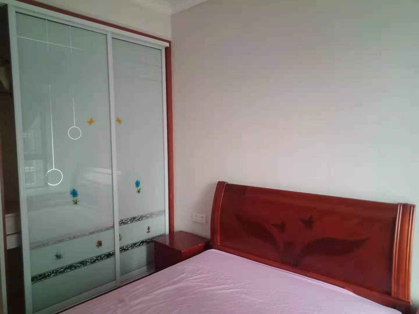 明兴花苑 2室2厅1卫 1600.0元/月 明兴花苑 2室2厅1卫 1600.0元/月室内图