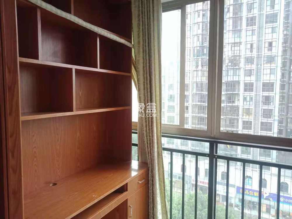 明兴花苑  2室2厅1卫    1600.0元/月