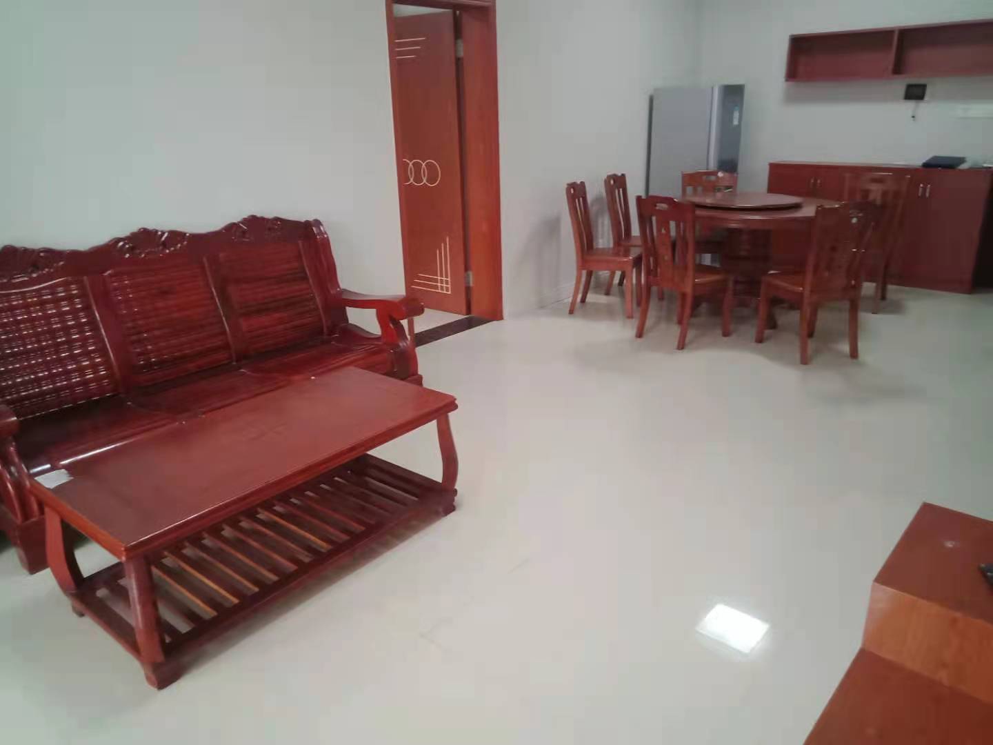 明兴花苑 2室2厅1卫 1600.0元/月 明兴花苑 2室2厅1卫 1600.0元/月室内图