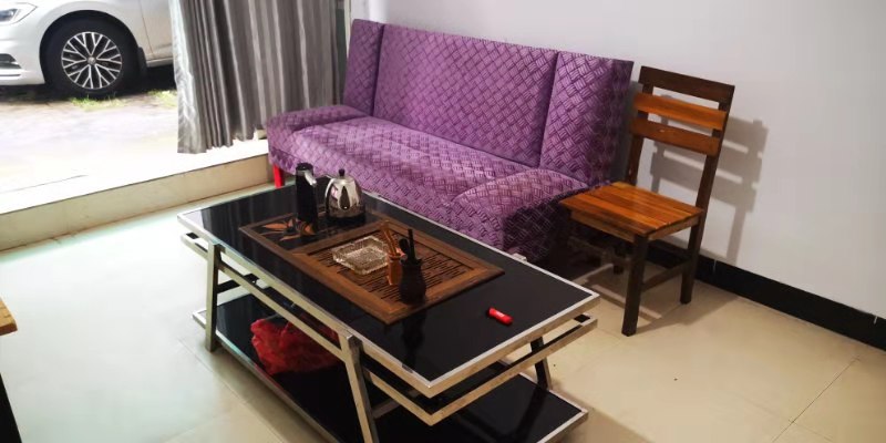 百合嘉园 1室1厅1卫 700.00元/月 百合嘉园 1室1厅1卫 700.00元/月室内图