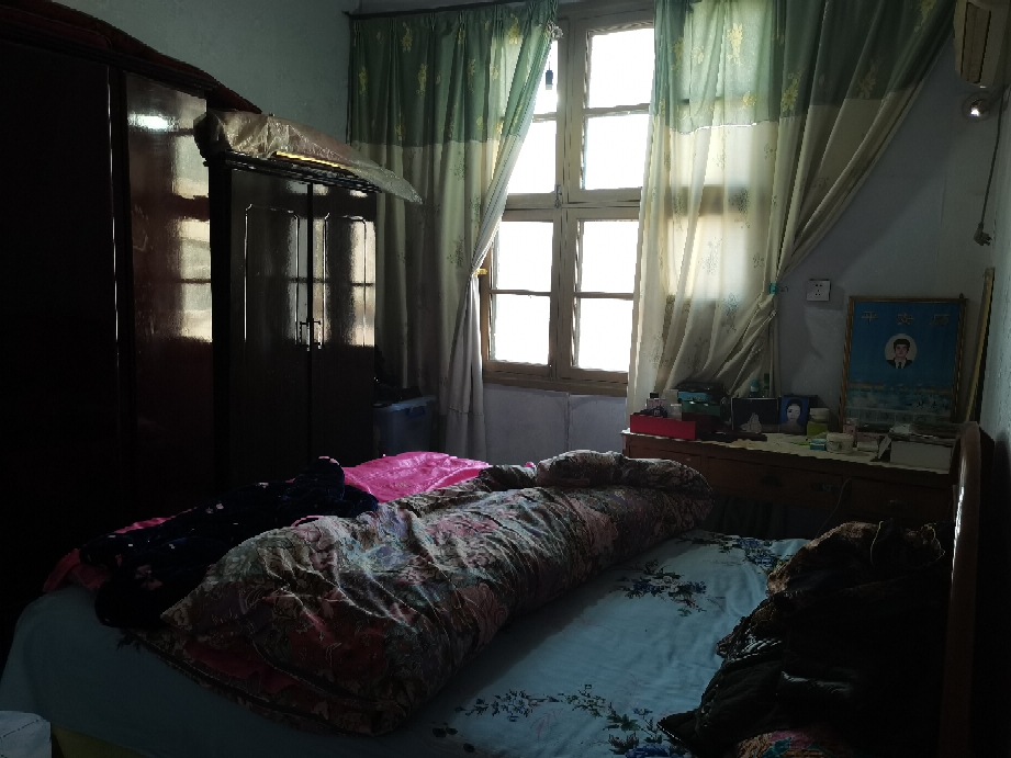 桃源临江花园小区 3室2厅1卫 39.8万 桃源临江花园小区 3室2厅1卫 39.8万卧室