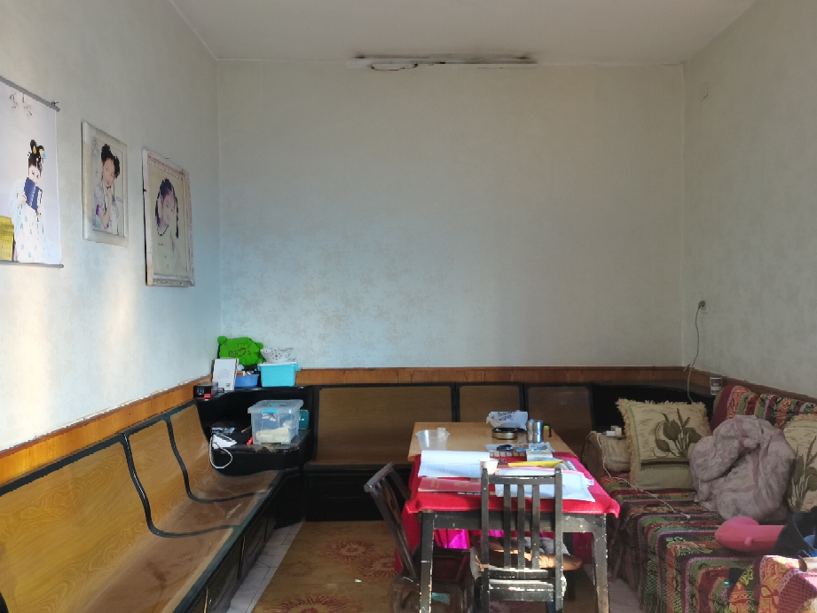 桃源临江花园小区 3室2厅1卫 39.8万 桃源临江花园小区 3室2厅1卫 39.8万客厅