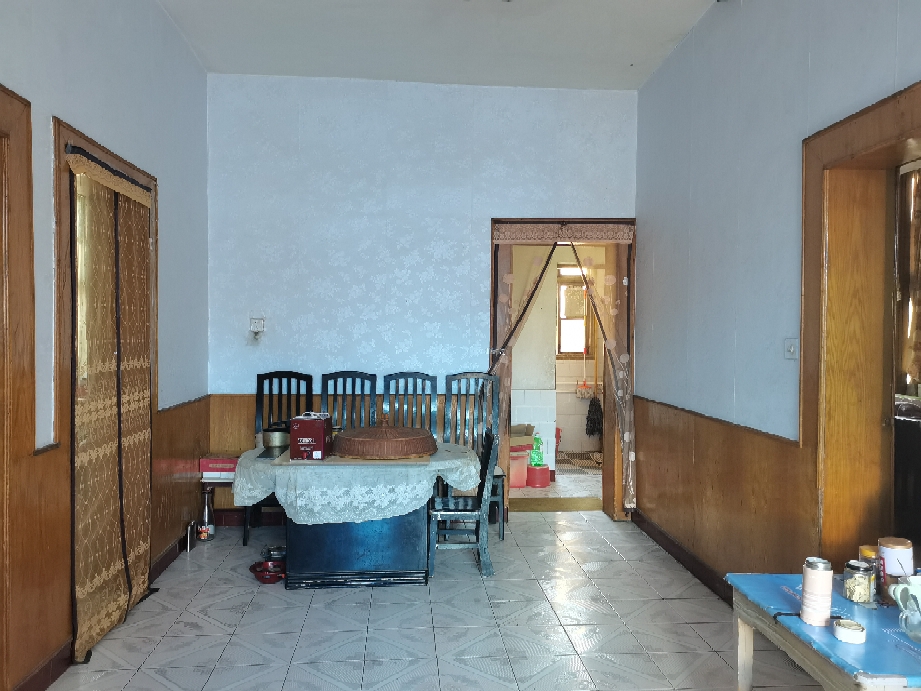 桃源临江花园小区 3室2厅1卫 39.8万 桃源临江花园小区 3室2厅1卫 39.8万客厅