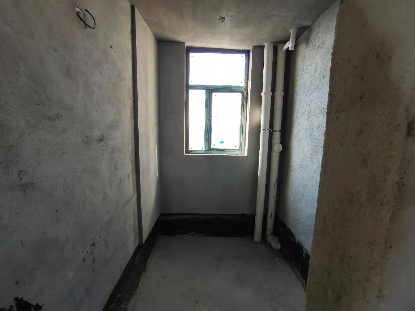 尚东湾  3室2厅2卫    74.8万 尚东湾  3室2厅2卫    74.8万