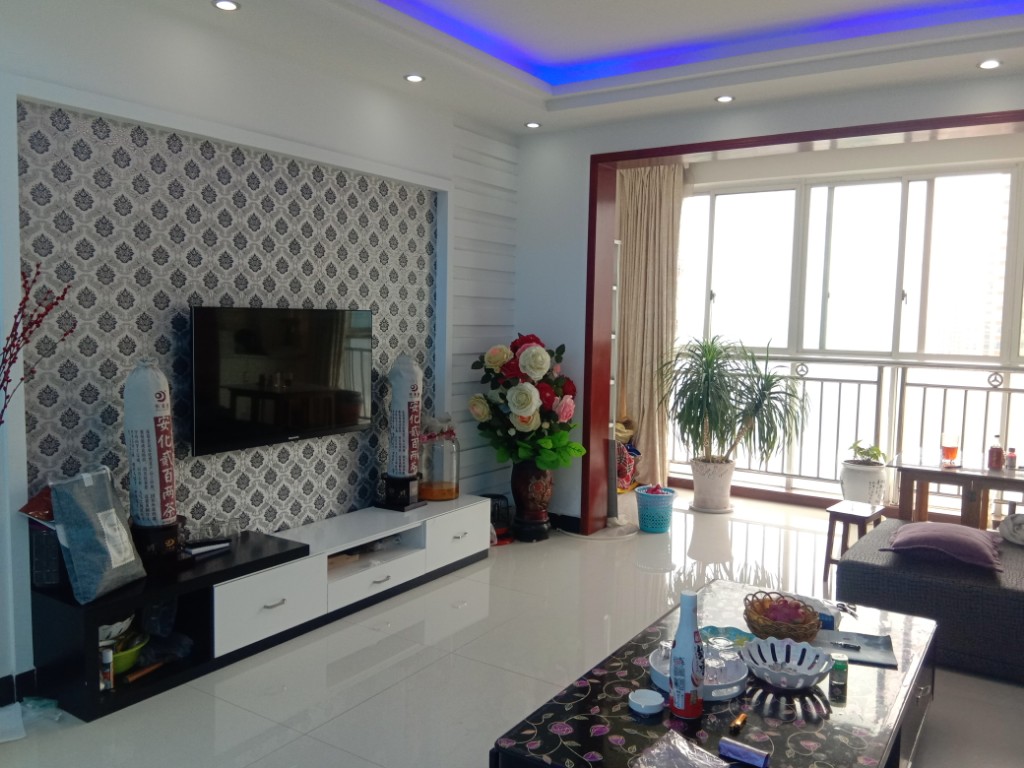 中天花园 3室2厅2卫 77.8万 中天花园 3室2厅2卫 77.8万客厅