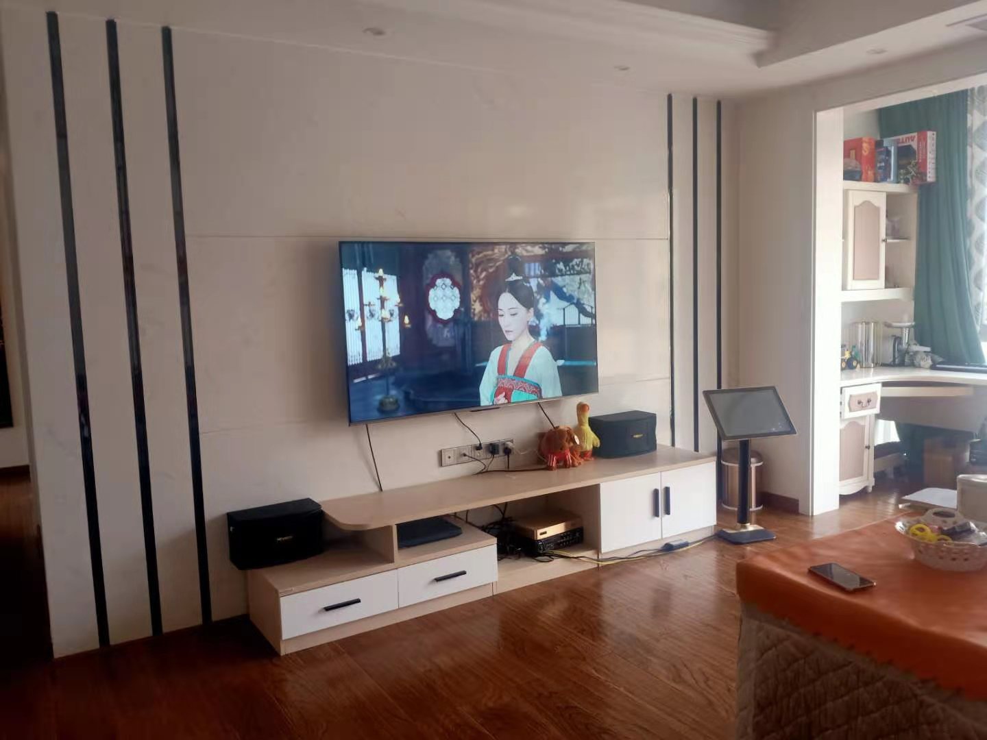 广德荷苑  3室2厅2卫    90.8万 广德荷苑  3室2厅2卫    90.8万阳台