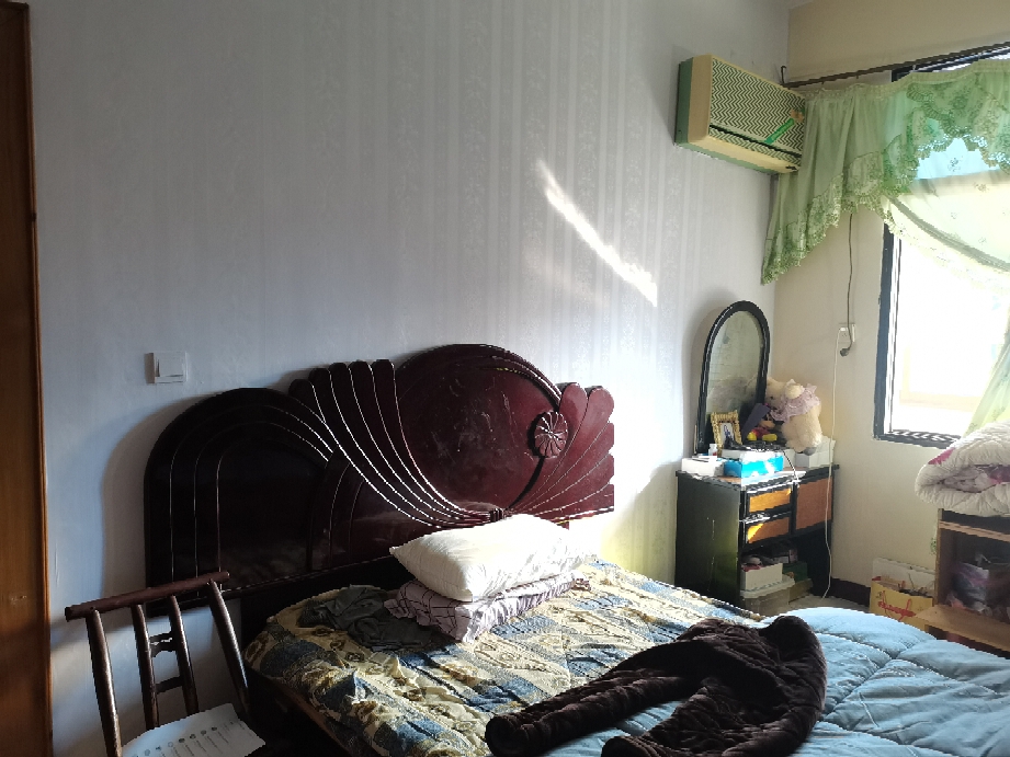 桃源临江花园小区 3室2厅1卫 39.8万 桃源临江花园小区 3室2厅1卫 39.8万客厅