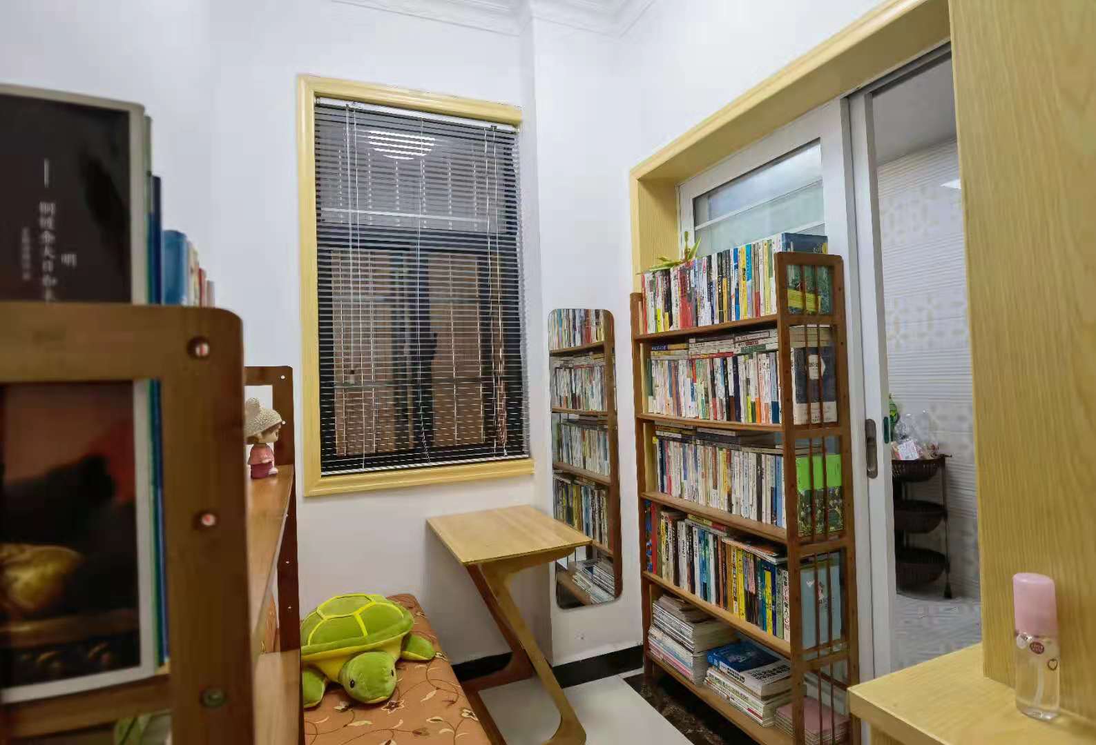 梓山豪苑  1室1厅1卫    16.0万 梓山豪苑  1室1厅1卫    16.0万卫生间