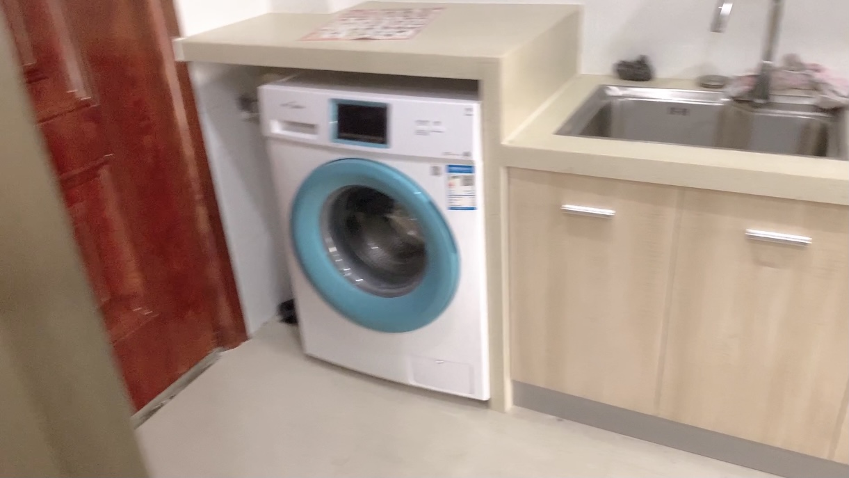 湘江名都 1室1厅1卫 36.0万 湘江名都 1室1厅1卫 36.0万客厅