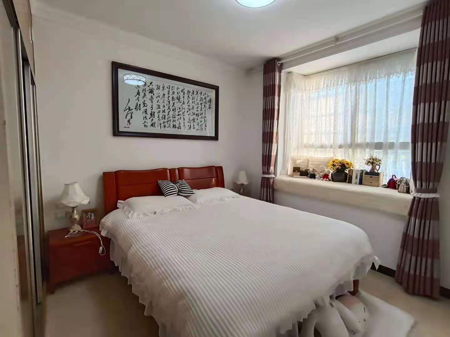 荷花庭院 3室2厅1卫 55.8万 荷花庭院 3室2厅1卫 55.8万卧室