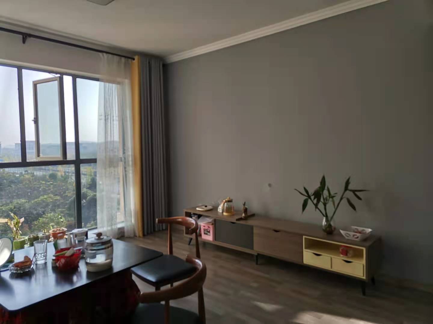 尚东湾  3室2厅2卫    83.8万 尚东湾  3室2厅2卫    83.8万