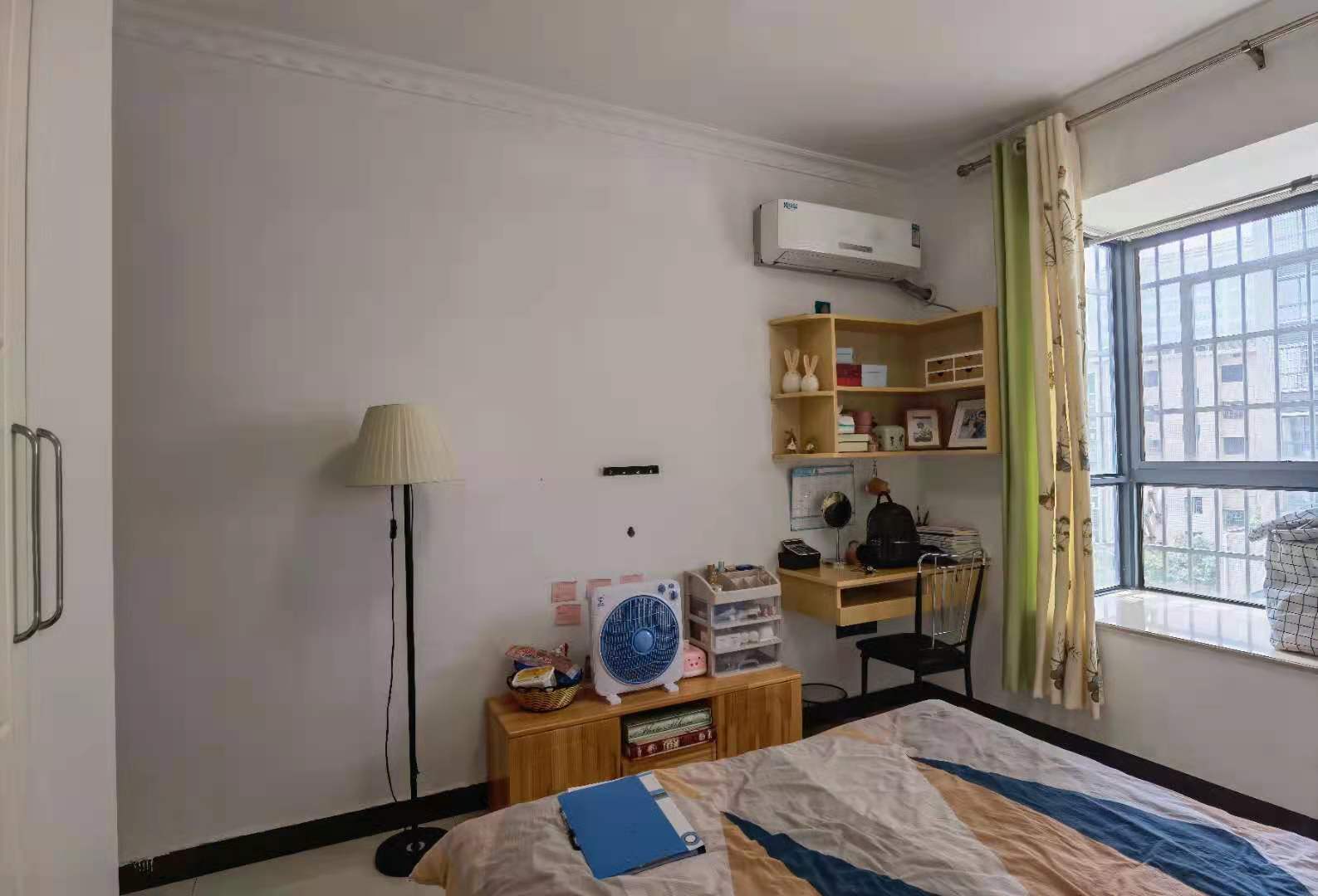 梓山豪苑  1室1厅1卫    16.0万 梓山豪苑  1室1厅1卫    16.0万客厅