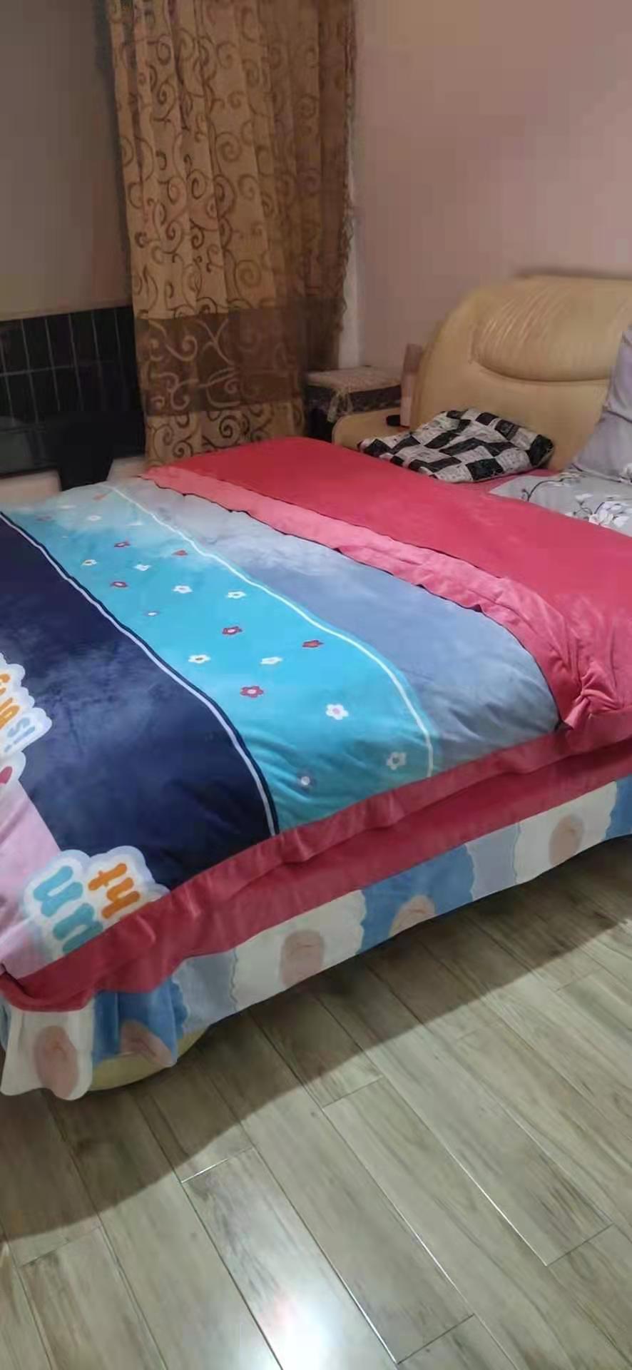 世纪花城 3室2厅1卫 66.8万 世纪花城 3室2厅1卫 66.8万卧室