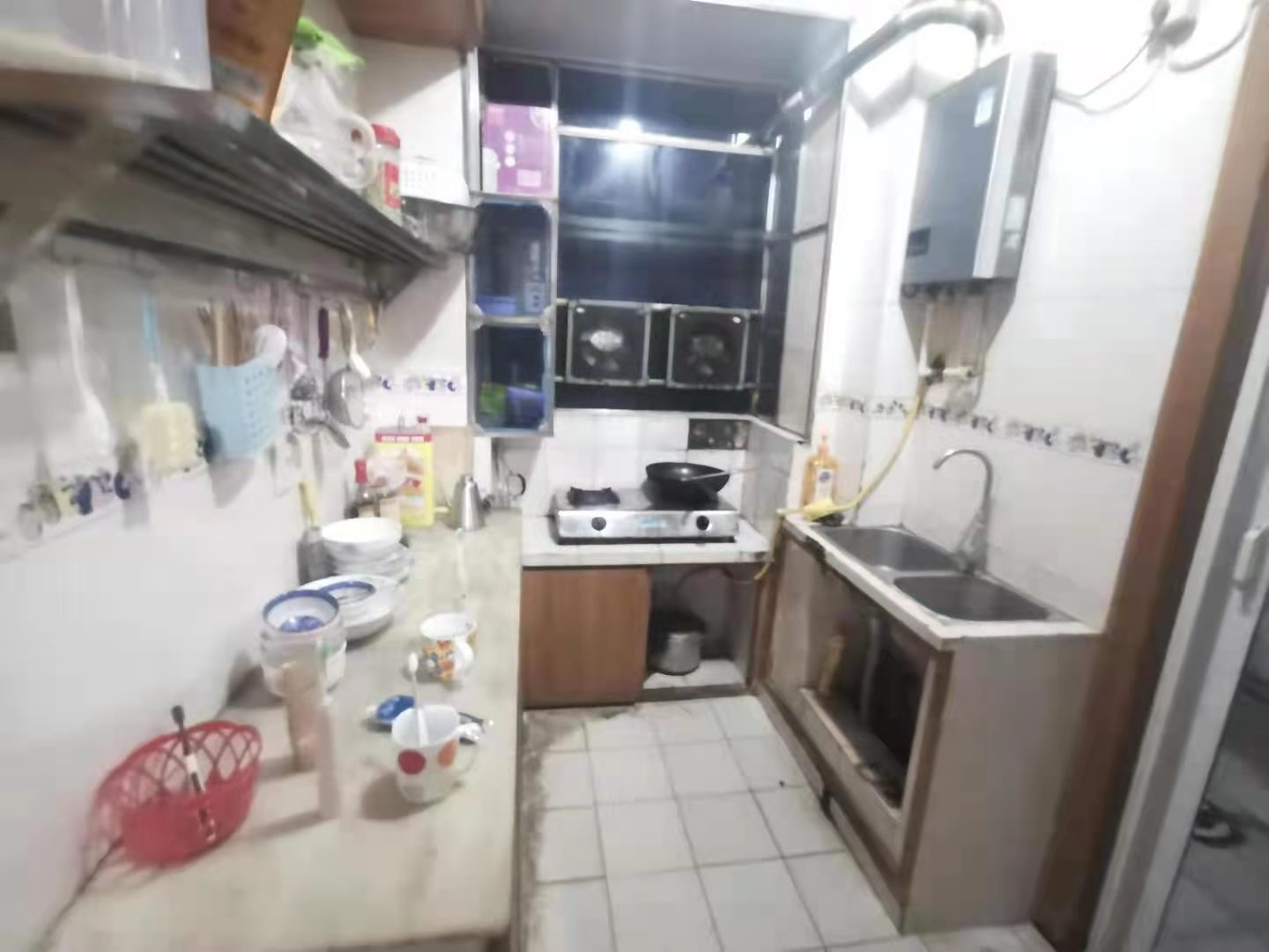 秧田咀 3室2厅1卫 33.0万 秧田咀 3室2厅1卫 33.0万客厅