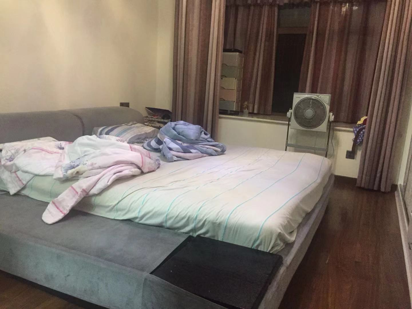 湾田和悦  3室2厅2卫    105.0万 湾田和悦  3室2厅2卫    105.0万卧室