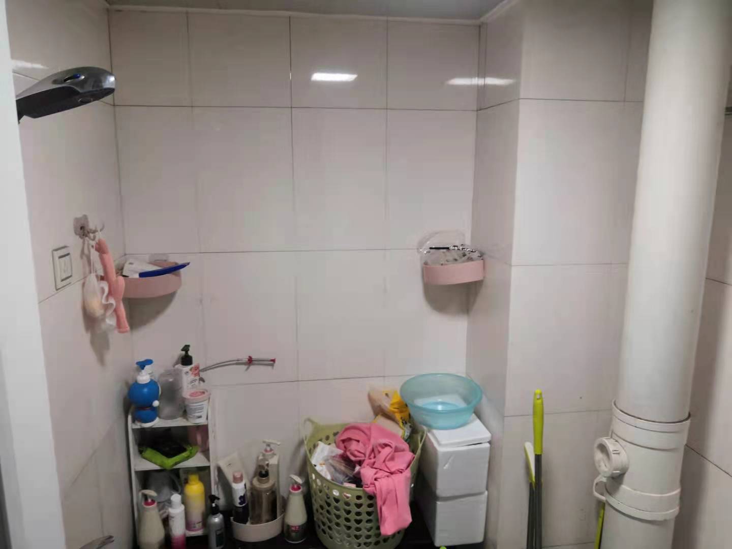 胜马可 1室1厅1卫 1000.00元/月 胜马可 1室1厅1卫 1000.00元/月室内图