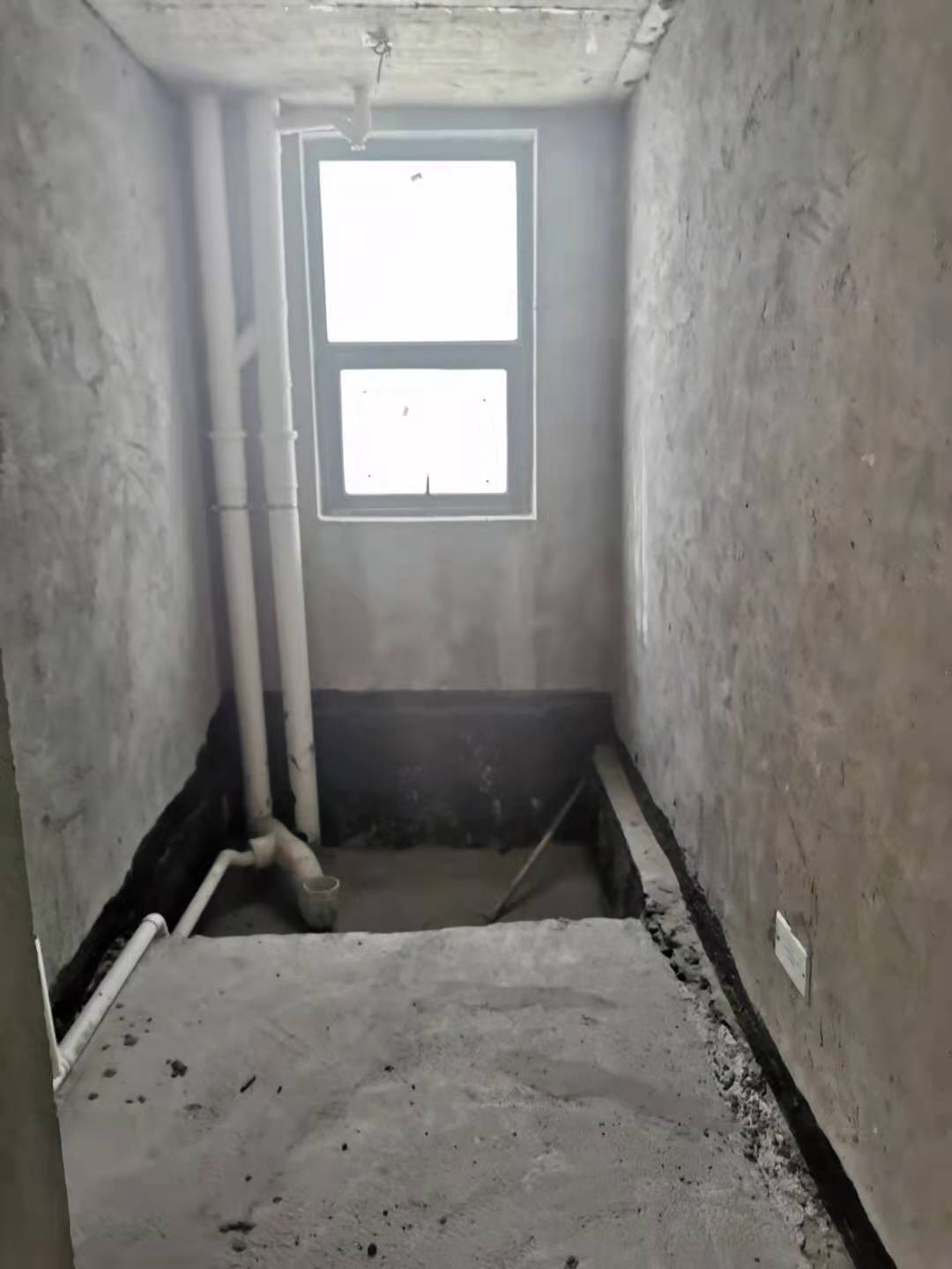 诚信书香苑 4室2厅2卫 90.8万 诚信书香苑 4室2厅2卫 90.8万阳台