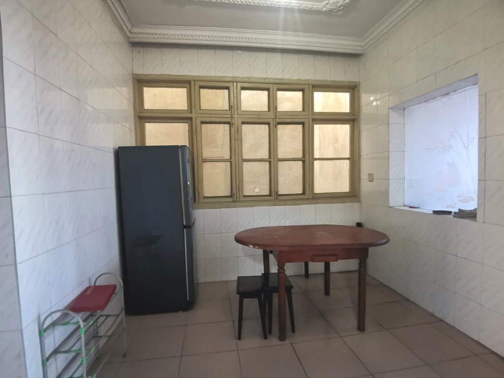 老市政府家属楼(机关三院) 3室2厅1卫 800.0元/月 老市政府家属楼(机关三院) 3室2厅1卫 800.0元/月室内图