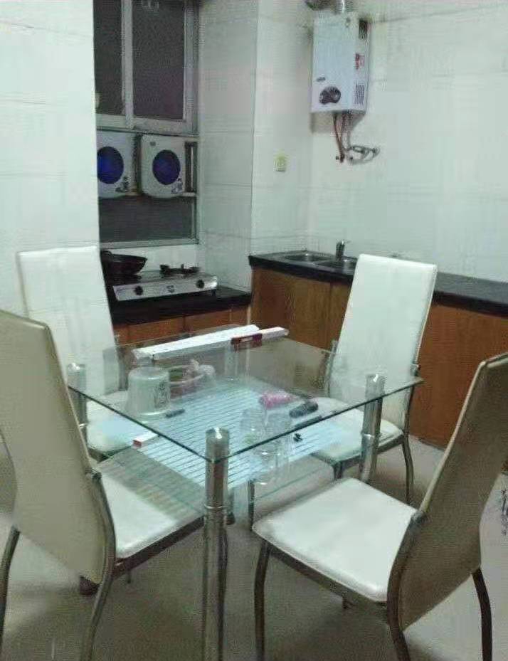 外贸包装厂小区 2室1厅1卫 850.0元/月 外贸包装厂小区 2室1厅1卫 850.0元/月室内图