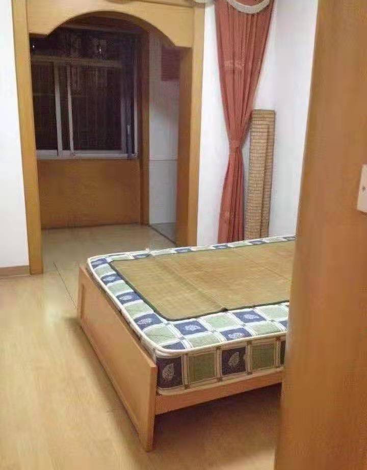 外贸包装厂小区 2室1厅1卫 850.0元/月 外贸包装厂小区 2室1厅1卫 850.0元/月室内图