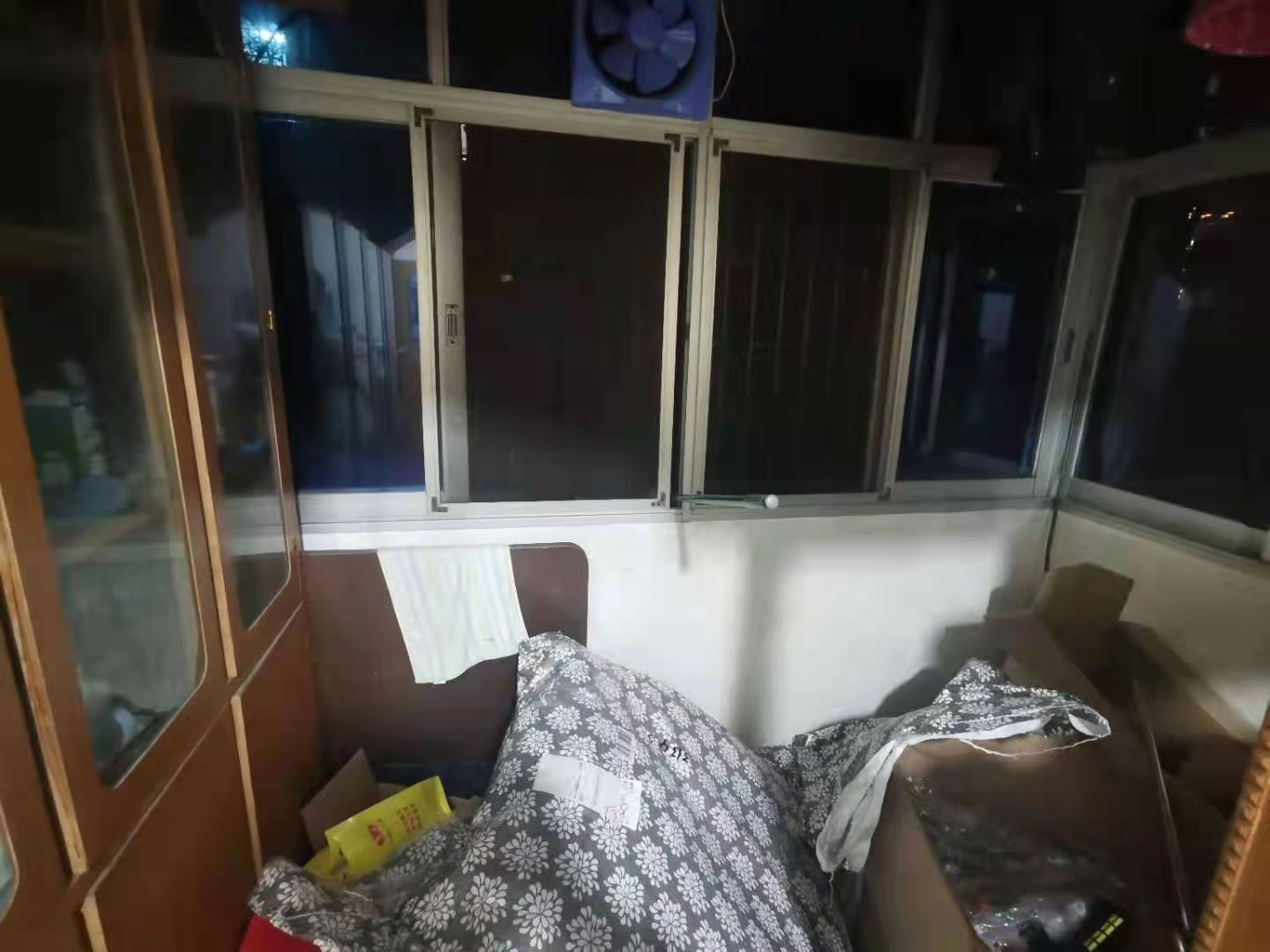 秧田咀 3室2厅1卫 33.0万 秧田咀 3室2厅1卫 33.0万客厅